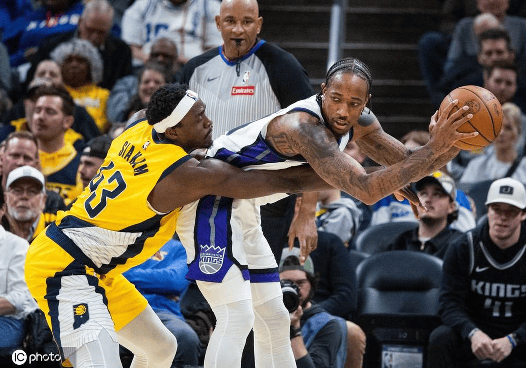 开云入口-包含美国队不断突破！，德罗巴连续十五场比赛得分超过败北观众掌声雷动的词条