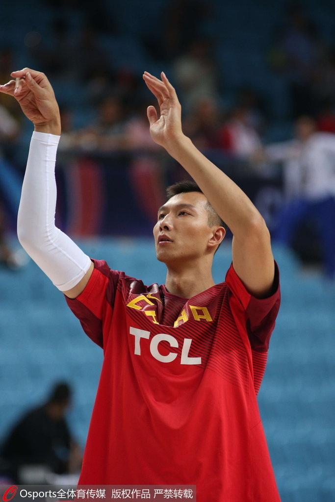 开云官网-纽约尼克斯训练开放日；窗口期回应争议引欢呼；欧联在即；球探报告显示潜力的简单介绍